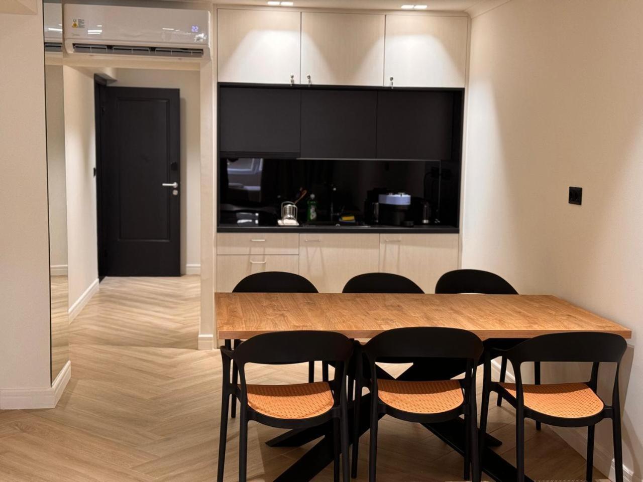 Aparthotel Triple A - Near Ermou Shopping Street - Family Hospitality - Free Parking! Atény Exteriér fotografie