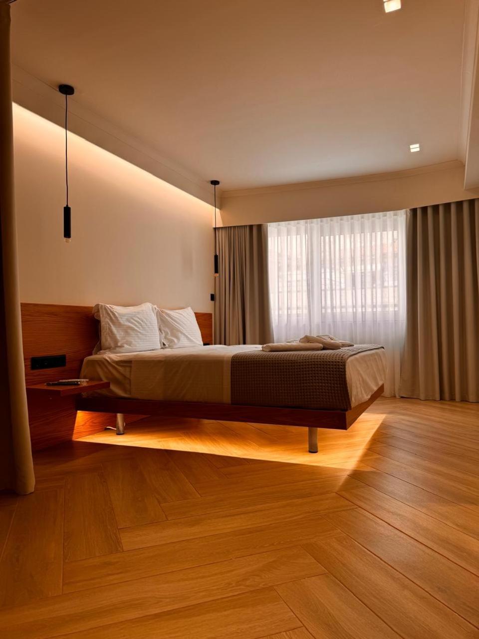 Aparthotel Triple A - Near Ermou Shopping Street - Family Hospitality - Free Parking! Atény Exteriér fotografie