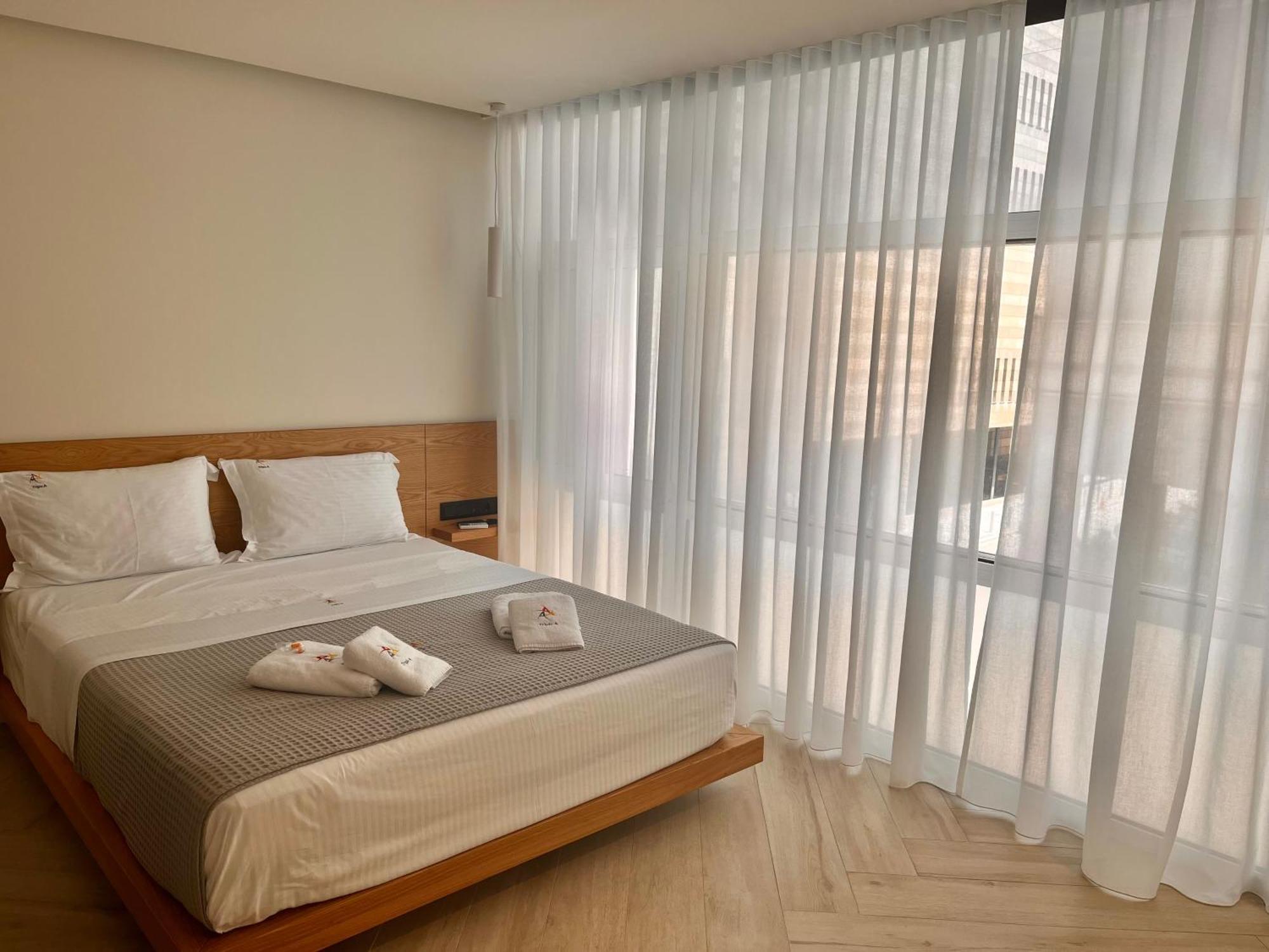 Aparthotel Triple A - Near Ermou Shopping Street - Family Hospitality - Free Parking! Atény Exteriér fotografie